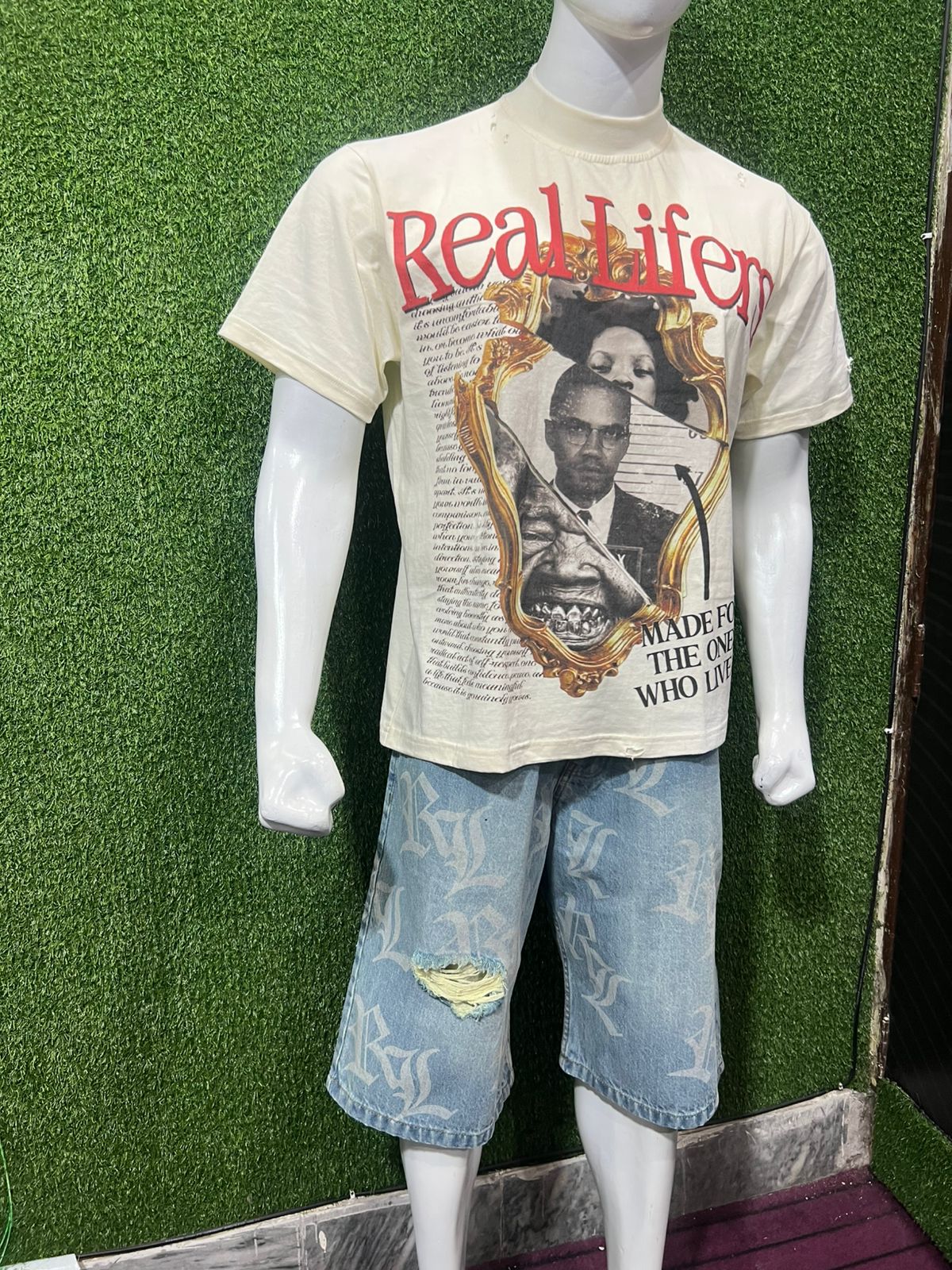 Real Lifers Tee